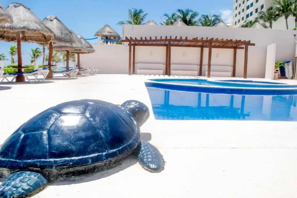 Villas Marlin 108, A Pie De Playa, Albercas, Jacuzi, Ubicacion Inmejorable Cancún