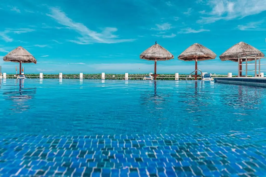 Villas Marlin 108, A Pie De Playa, Albercas, Jacuzi, Ubicacion Inmejorable Cancún
