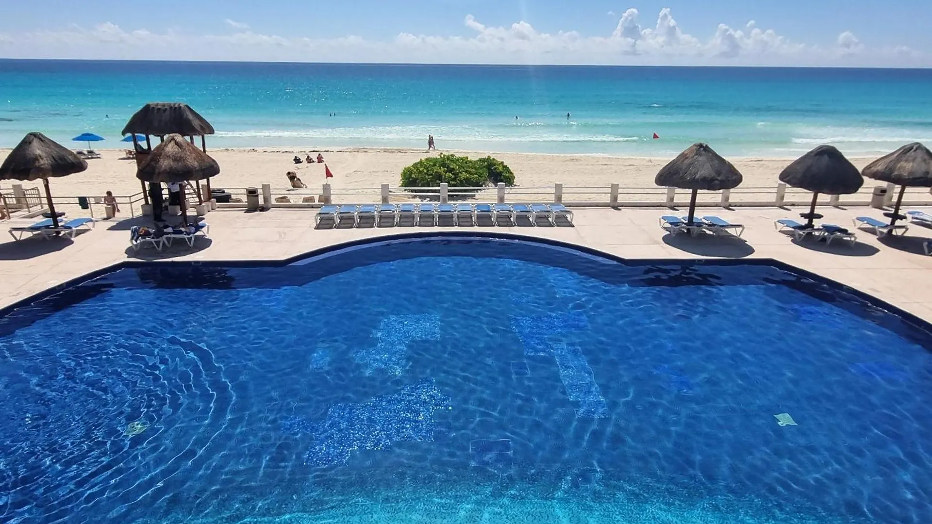Villas Marlin 108, A Pie De Playa, Albercas, Jacuzi, Ubicacion Inmejorable 칸쿤 0*,  멕시코