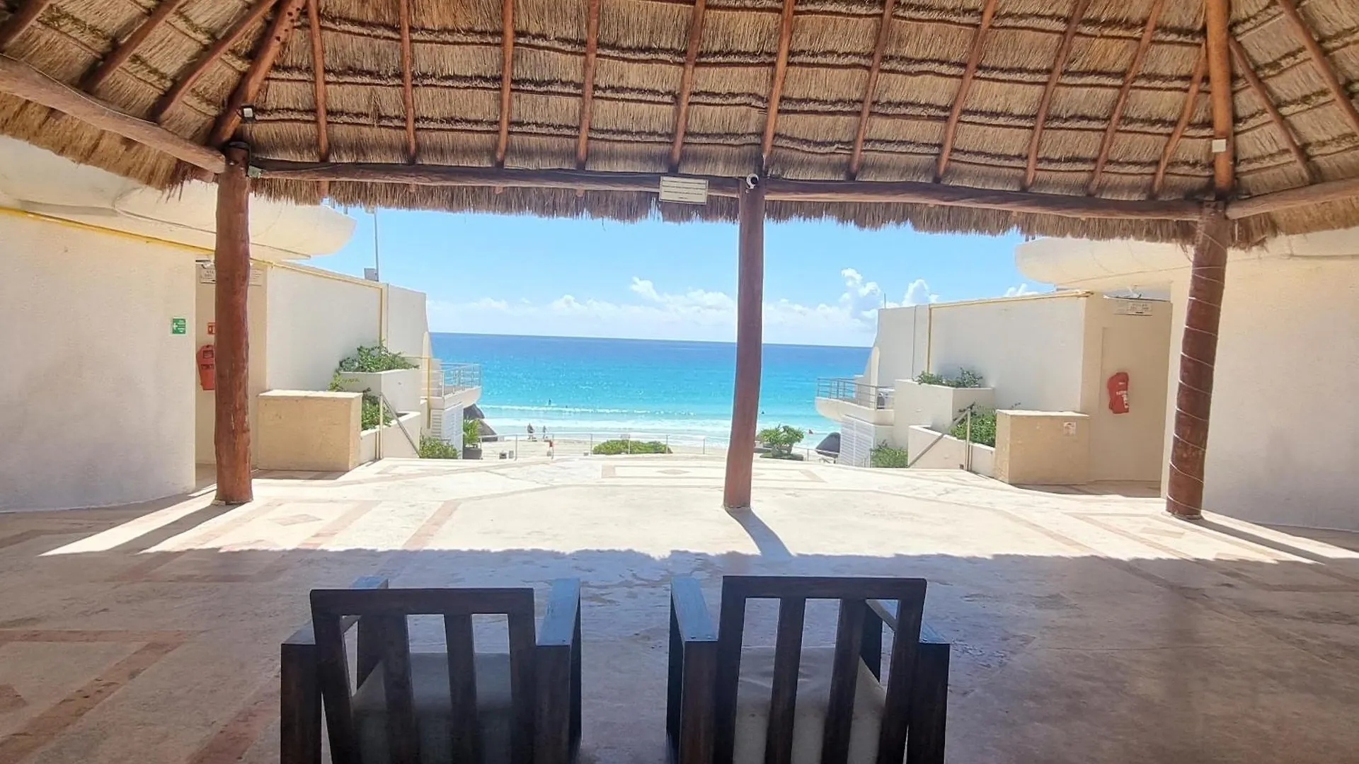 Villas Marlin 108, A Pie De Playa, Albercas, Jacuzi, Ubicacion Inmejorable Cancún